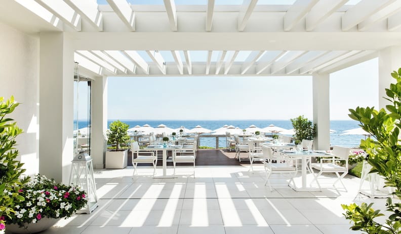 Ouzo A la carte Restaurant